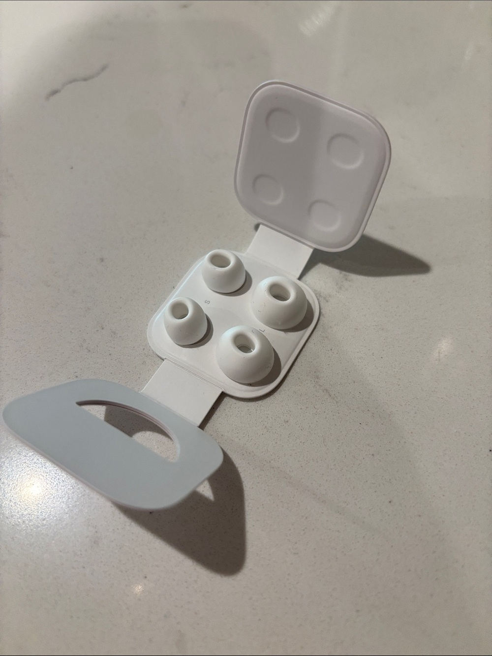 White Silicone Earbud Tips Set